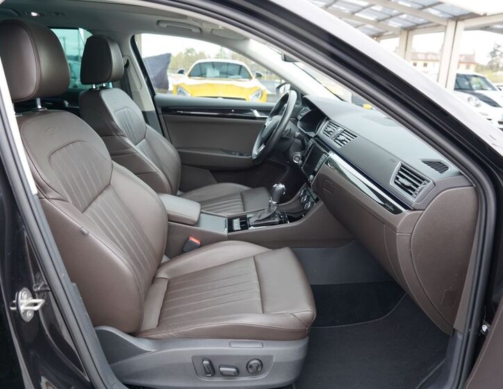 Škoda Superb Kombi 2,0 l 140 kw