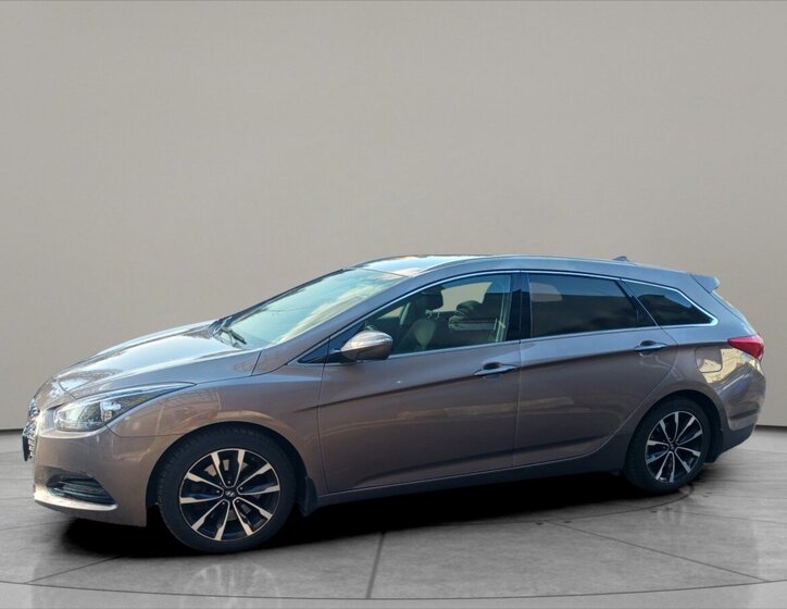 Hyundai i40 Kombi 1,6 l 100 kw