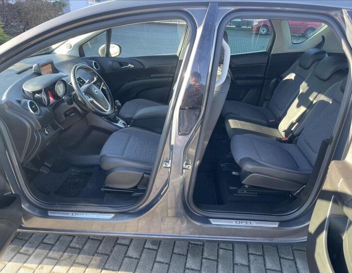 Opel Meriva MPV 1,4 l 88 kw