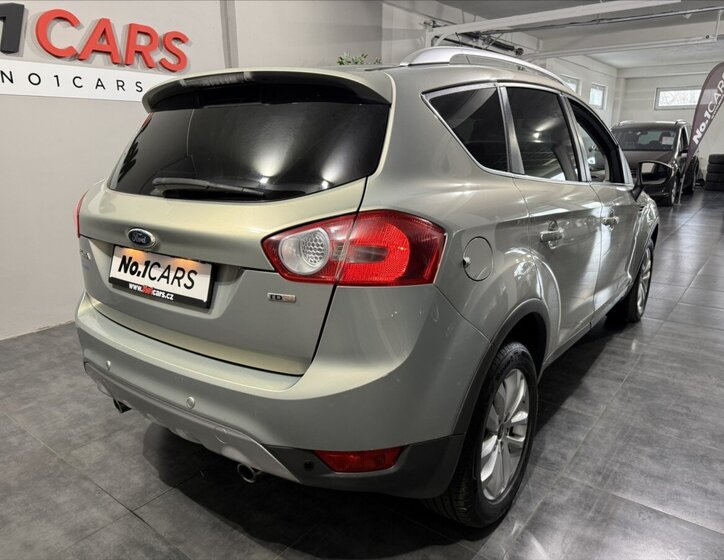 Ford Kuga SUV / Terénní 2,0 l 100 kw