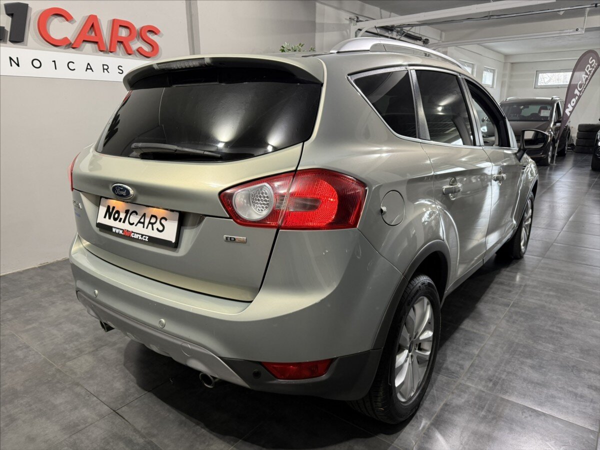 Ford Kuga SUV / Terénní 2,0 l 100 kw