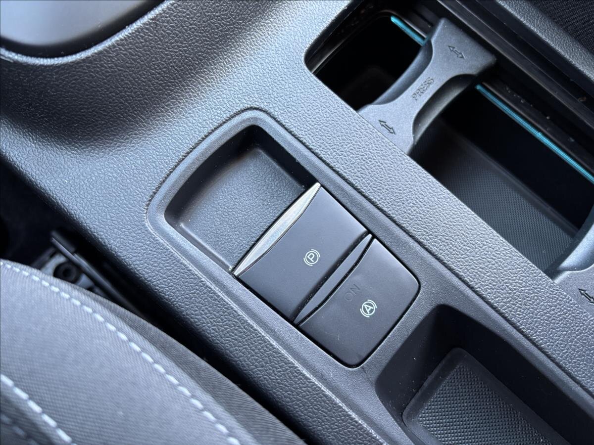 Ford Focus Kombi 999,0 92 kw