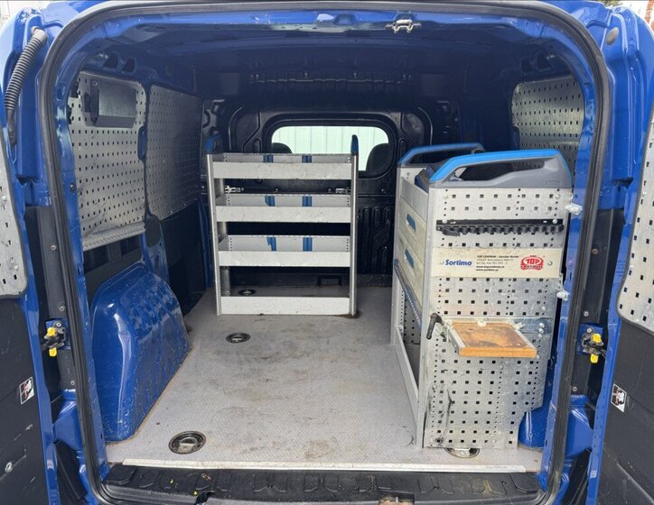 Fiat Dobló cargo Skříň 1,4 l 70 kw