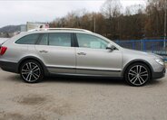 Škoda Superb Kombi 2,0 l 103 kw