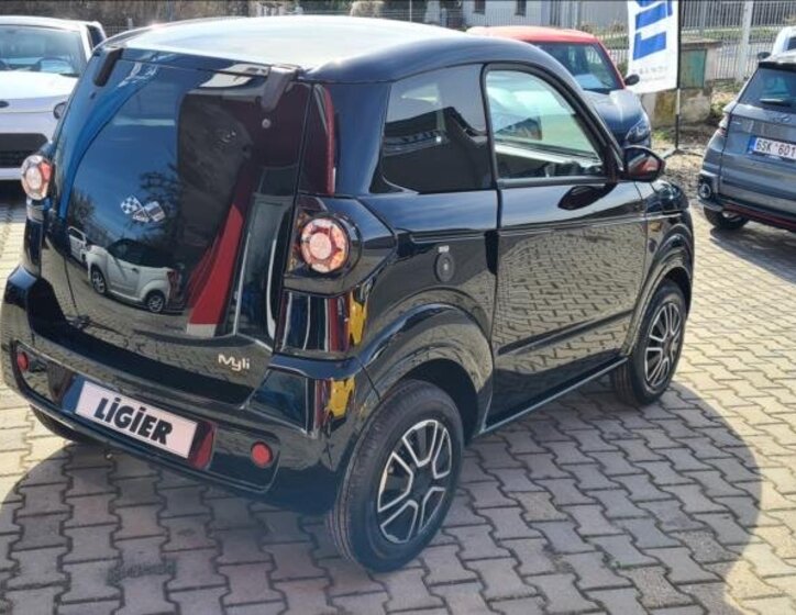 Ligier Ostatní Hatchback 499,0 6 kw