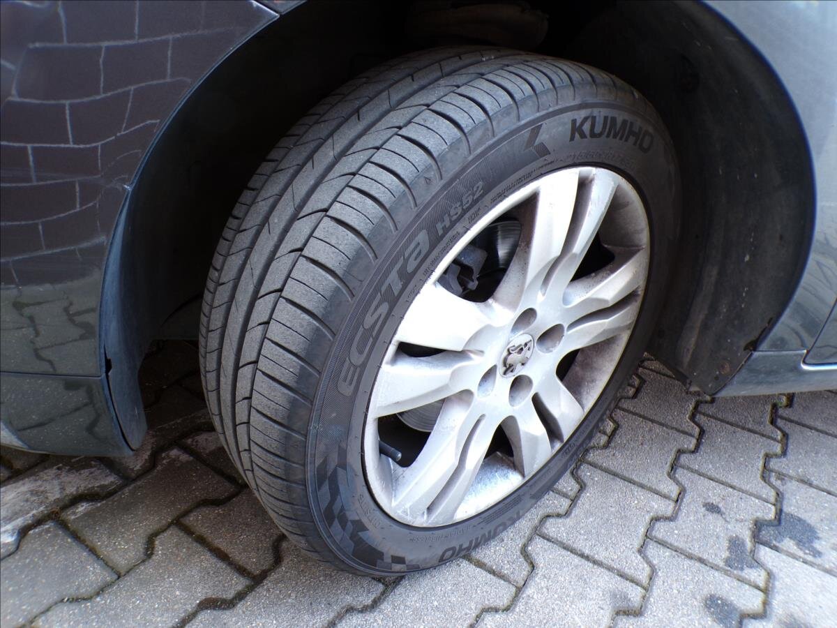 Peugeot 5008 Kombi 1,6 l 115 kw