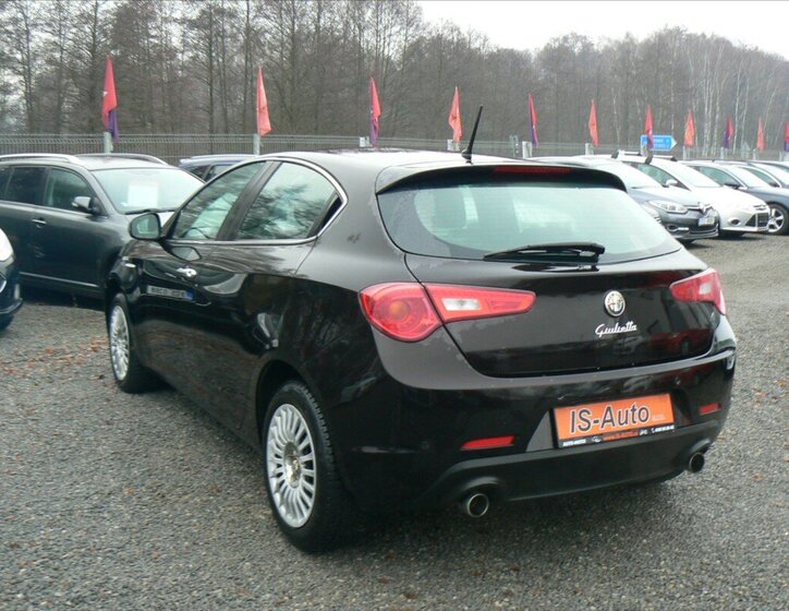 Alfa Romeo Giulietta 6