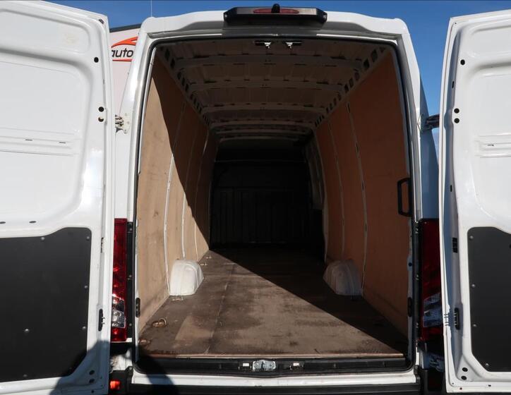Iveco Daily 21
