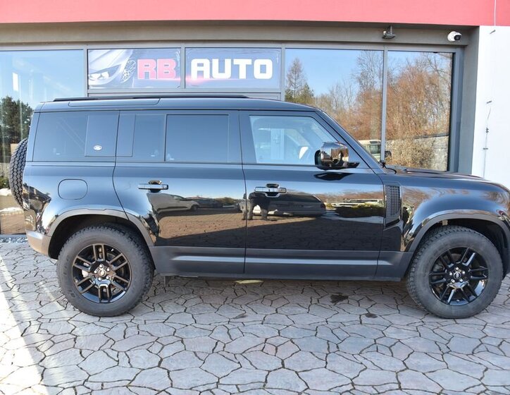 Land Rover Defender SUV 3,0 l 183 kw