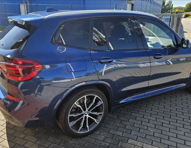 BMW X3 SUV 3,0 l 195 kw