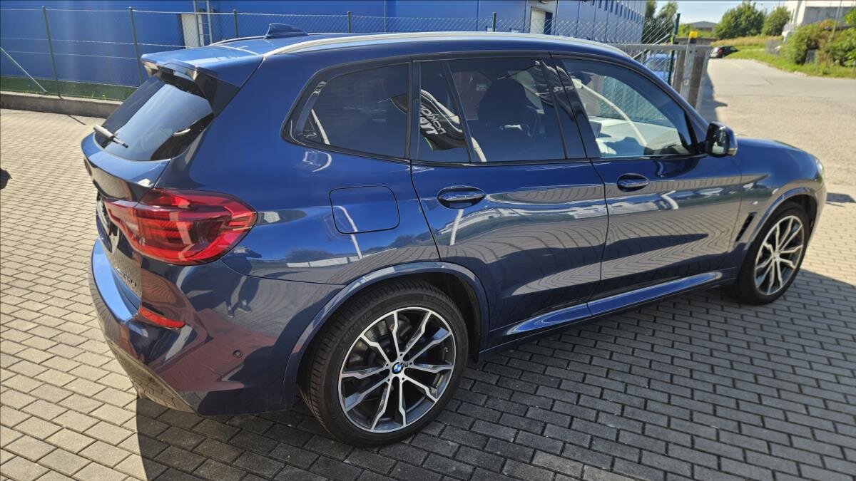 BMW X3 SUV 3,0 l 195 kw