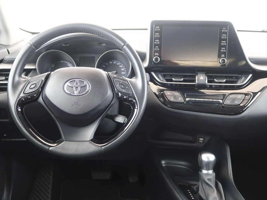 Toyota C-HR SUV / Terénní 1,8 l 72 kw