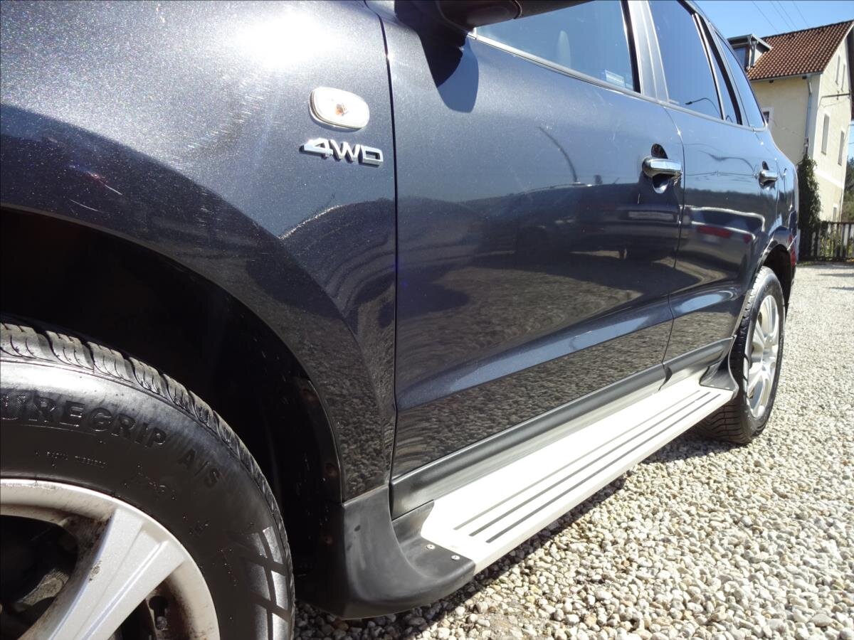 Hyundai Santa Fe SUV / Terénní 2,2 l 114 kw