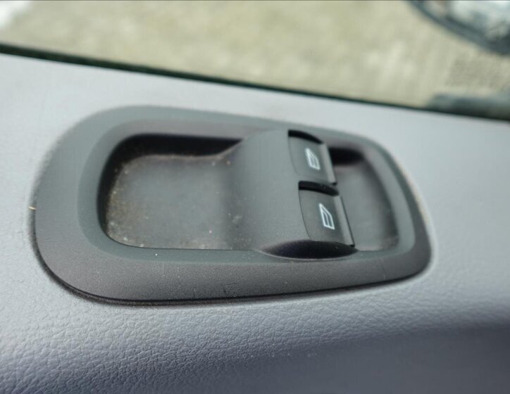 Ford Transit Ostatní 2,0 l 77 kw