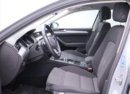 Volkswagen Passat Sedan 1,5 l 110 kw
