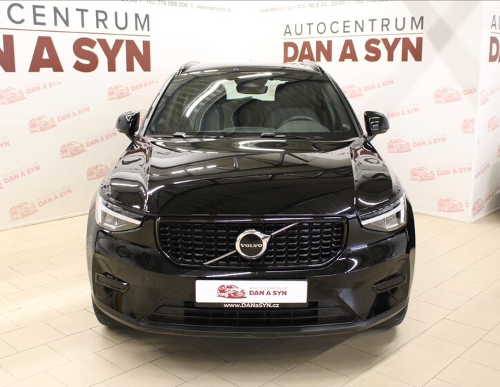 Volvo XC40 Kombi 2,0 l 145 kw