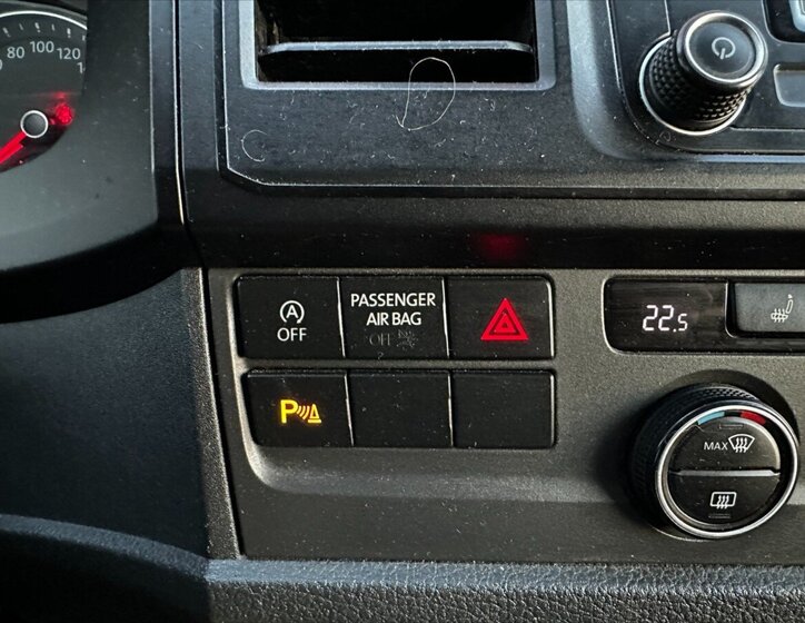 Volkswagen Caravelle Kombi 2,0 l 75 kw