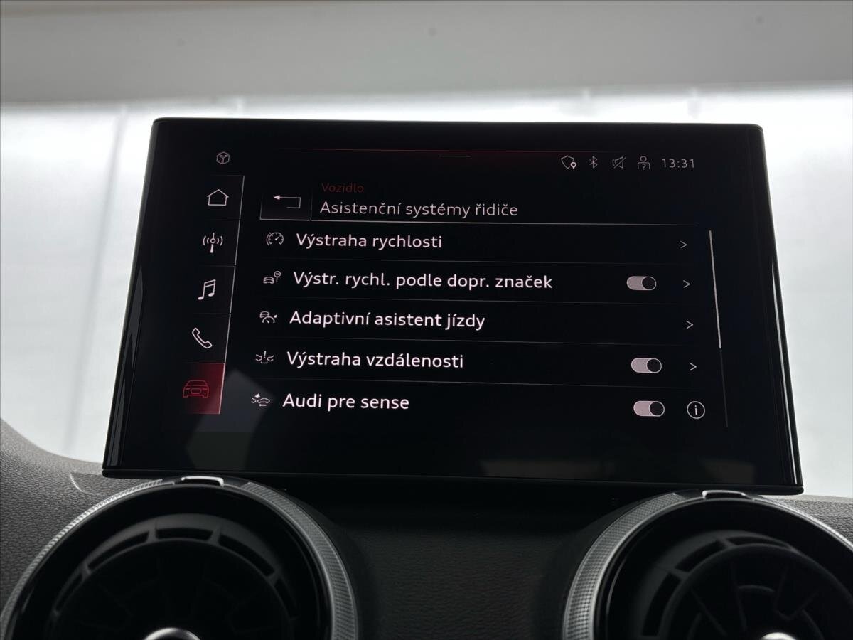 Audi Q2 SUV / Terénní 1,5 l 110 kw