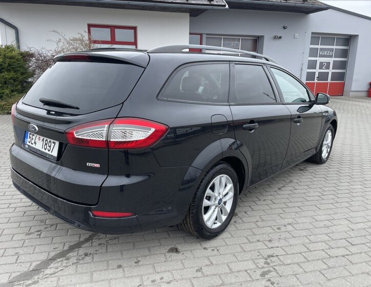 Ford Mondeo Kombi 2,0 l 103 kw