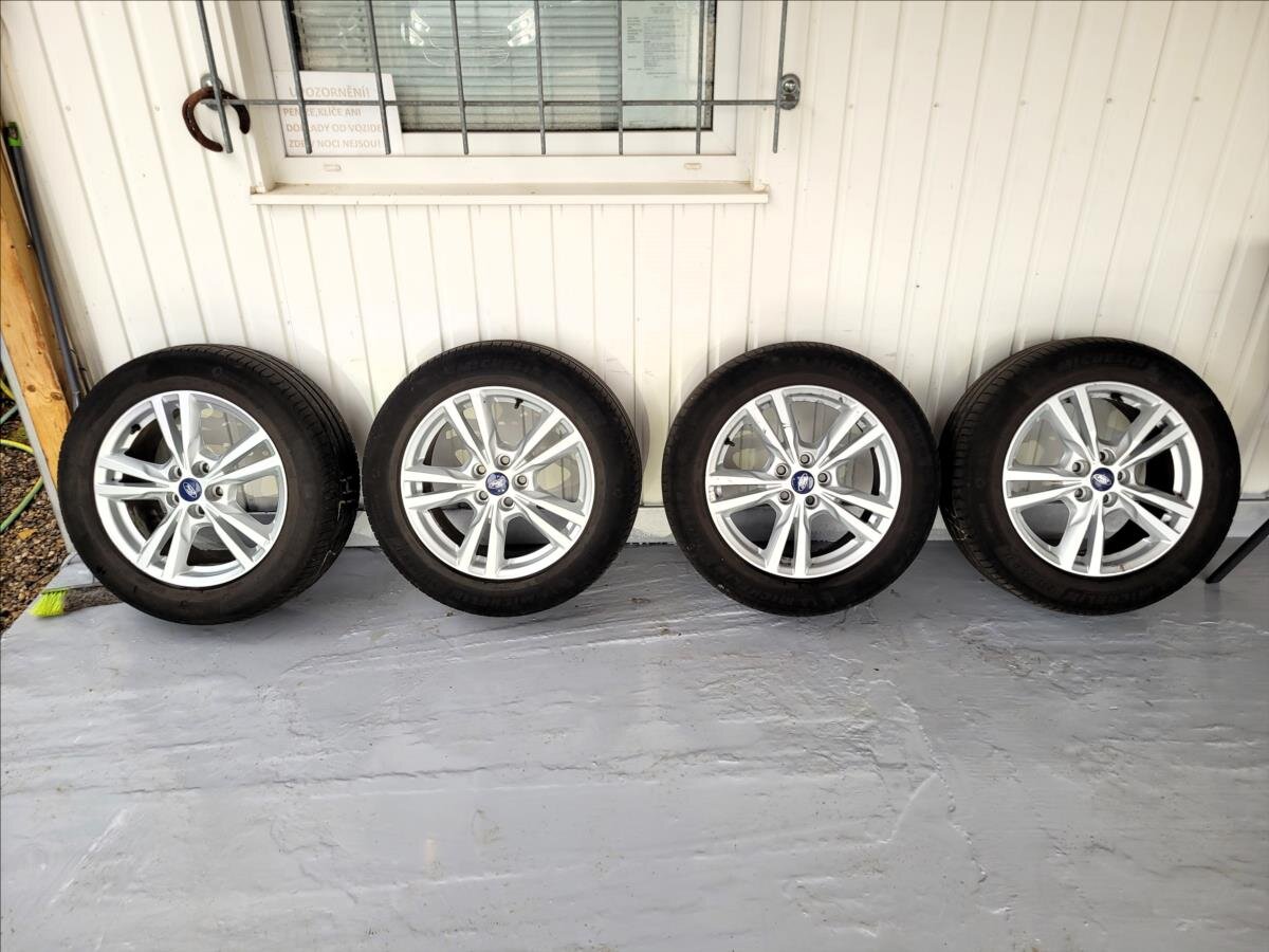 Ford Galaxy MPV 2,0 l 140 kw