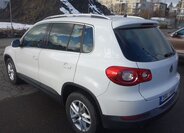 Volkswagen Tiguan 7
