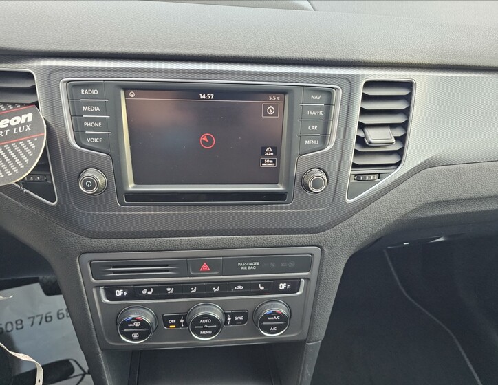 Volkswagen Golf Sportsvan 18