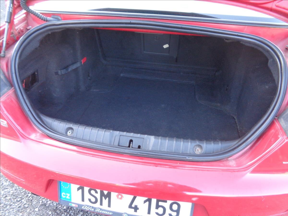 Alfa Romeo 159 Sedan / Limuzína 1,9 l 118 kw