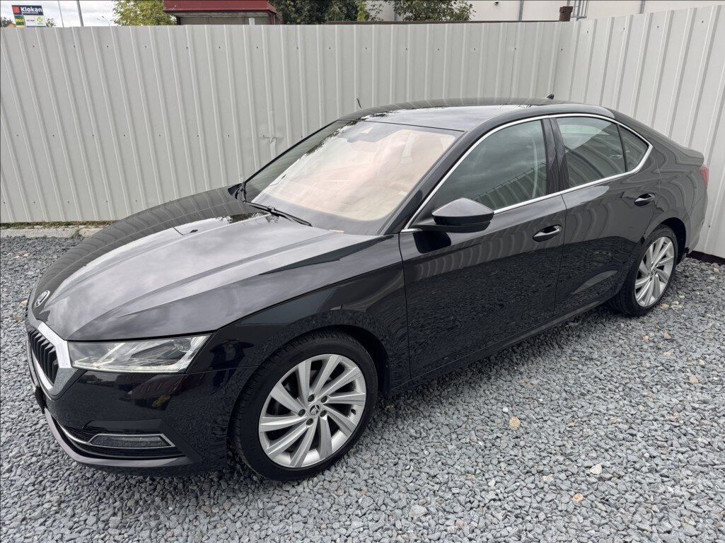 Škoda Octavia Sedan / Limuzína 1,5 l 110 kw