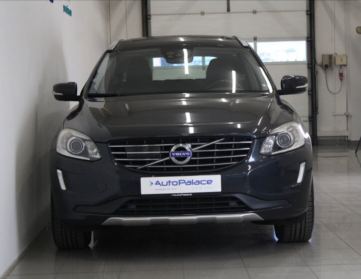 Volvo XC60 SUV / Terénní 2,4 l 162 kw