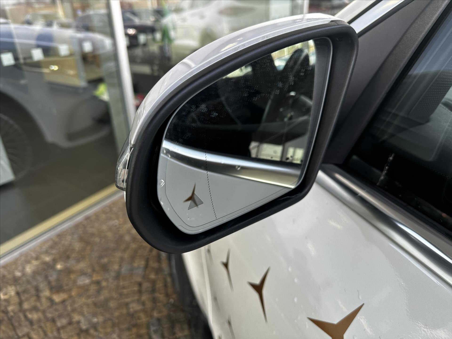 Mercedes-Benz EQC SUV / Terénní 0,0 300 kw