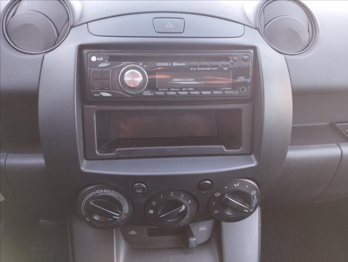 Mazda 2 Hatchback 1,3 l 55 kw