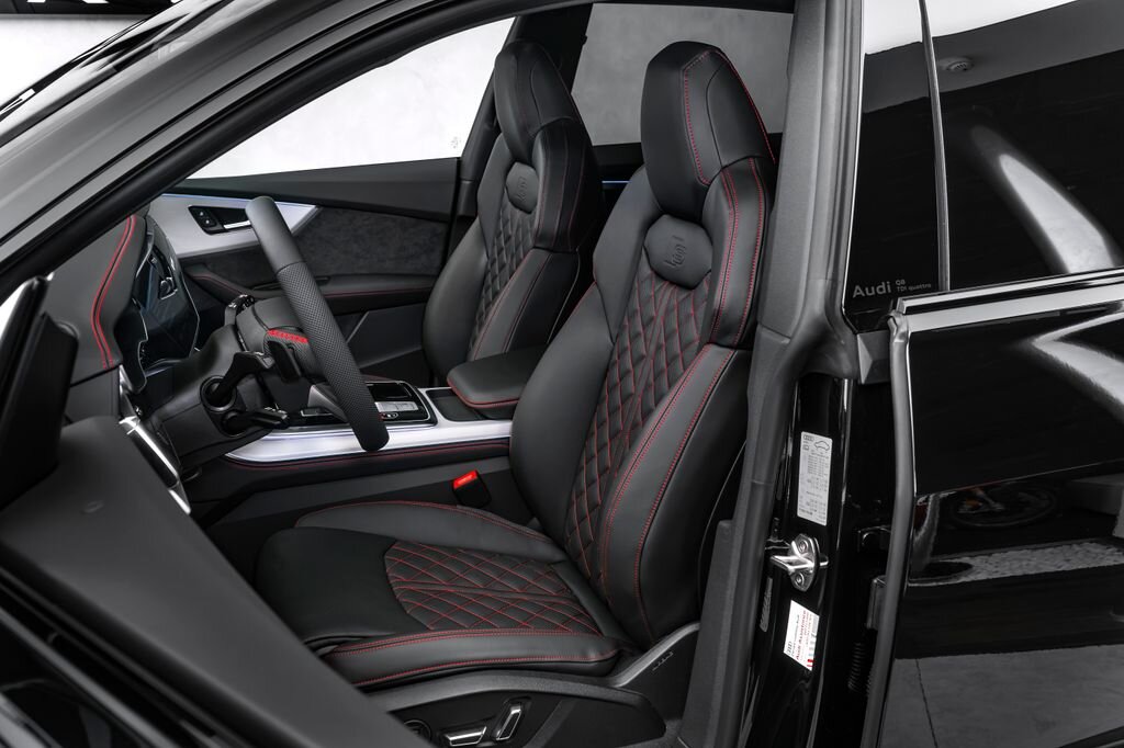 Audi Q8 SUV / Terénní 3,0 l 210 kw