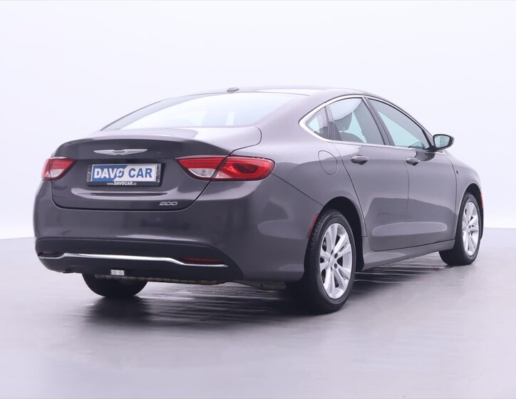 Chrysler 200 Sedan 2,4 l 135 kw
