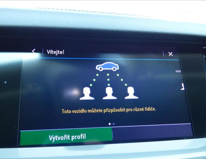 Opel Insignia Hatchback 2,0 l 125 kw