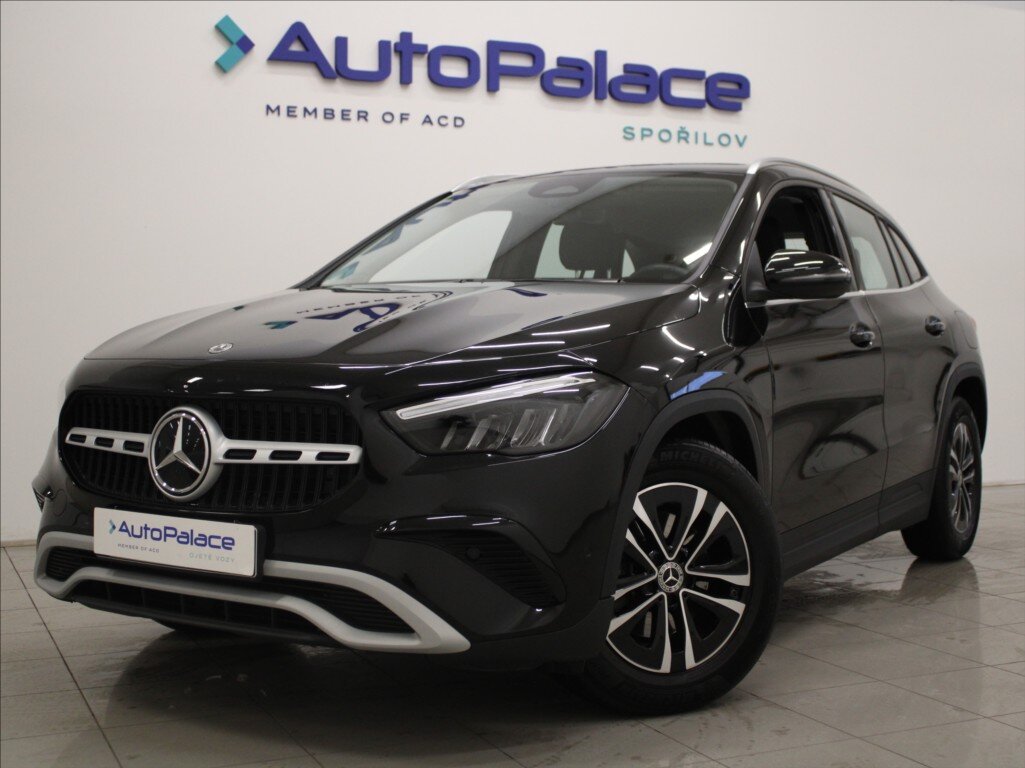 Mercedes-Benz GLA SUV / Terénní 2,0 l 110 kw