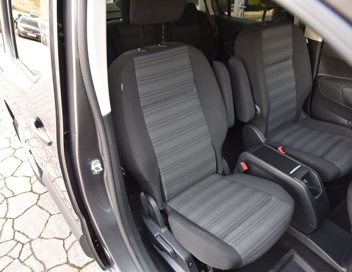 Opel Combo MPV 1,2 l 96 kw