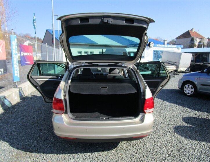 Volkswagen Golf Kombi 1,4 l 90 kw