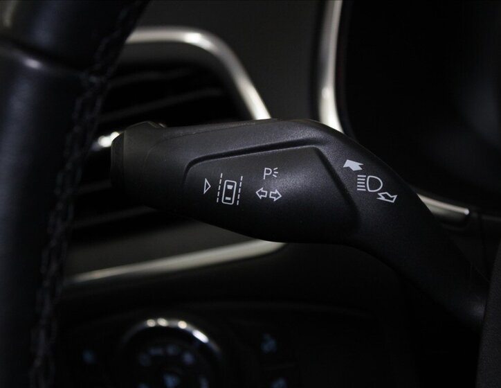 Ford S-MAX MPV 2,0 l 140 kw