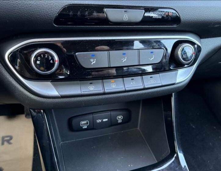 Hyundai i30 Kombi 1,5 l 70 kw