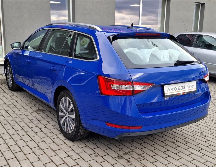 Škoda Superb Kombi 1,5 l 110 kw