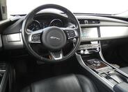 Jaguar XF 5
