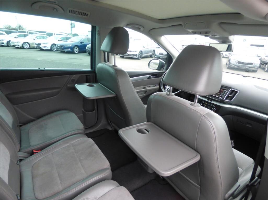 Volkswagen Sharan Kombi 2,0 l 125 kw