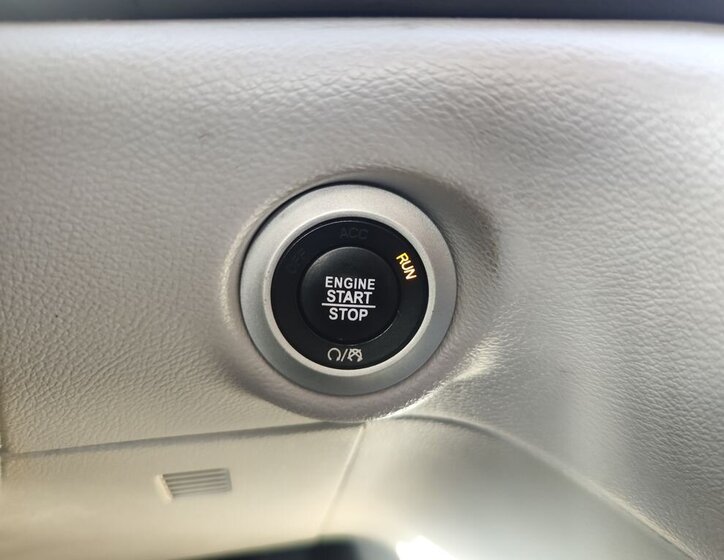 Chrysler Pacifica MPV 3,6 l 211 kw