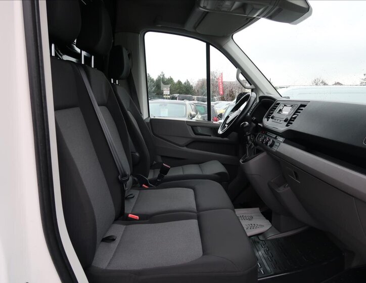 Volkswagen Crafter 13