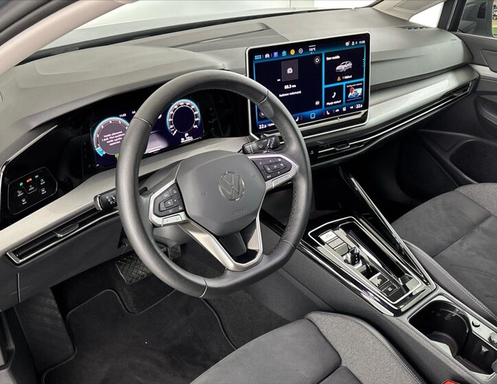 Volkswagen Golf Kombi 1,5 l 110 kw