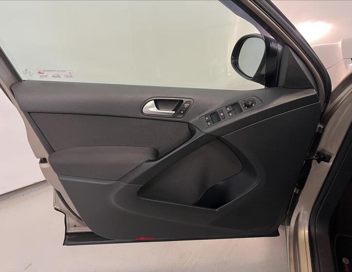 Volkswagen Tiguan 23