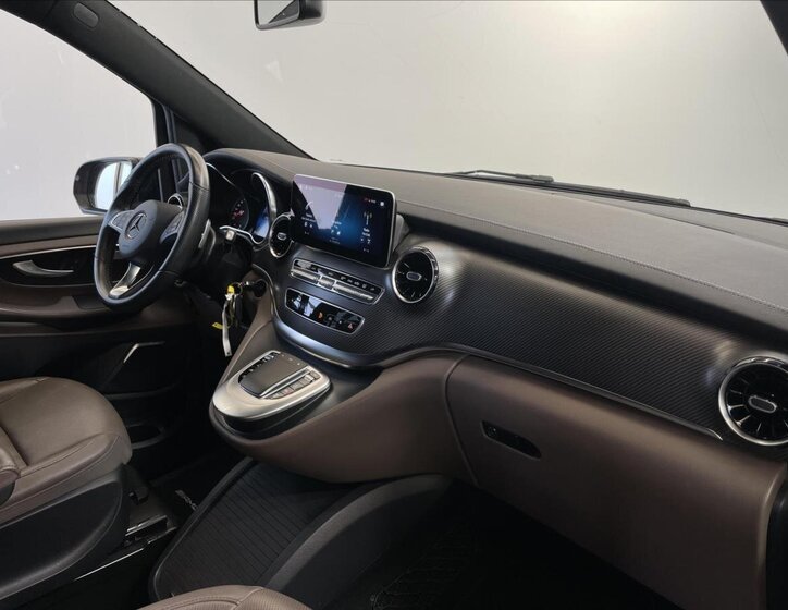 Mercedes-Benz Třídy V MPV 2,0 l 174 kw