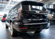 Cadillac Escalade SUV 6,2 l 313 kw