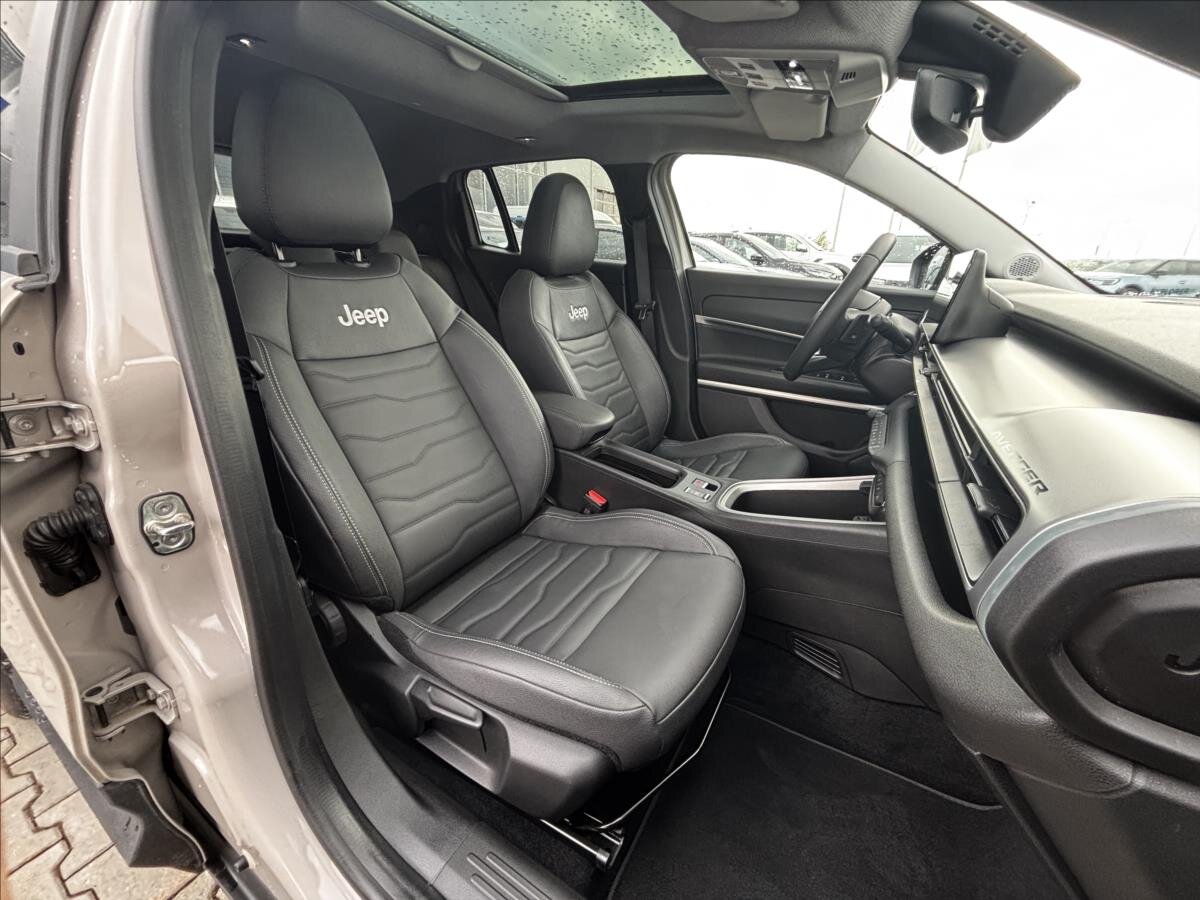 Jeep Avenger SUV / Terénní 1,2 l 74 kw