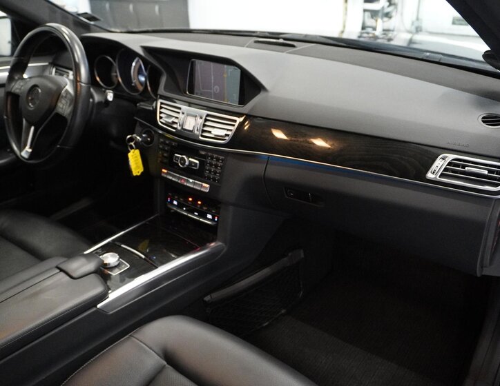 Mercedes-Benz Třídy E Kombi 3,0 l 190 kw